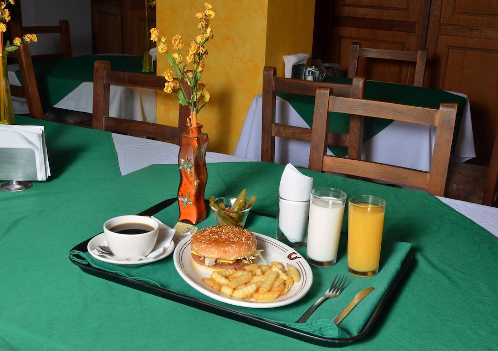 Hotel Las Fuentes Los Mochis Buitenkant foto