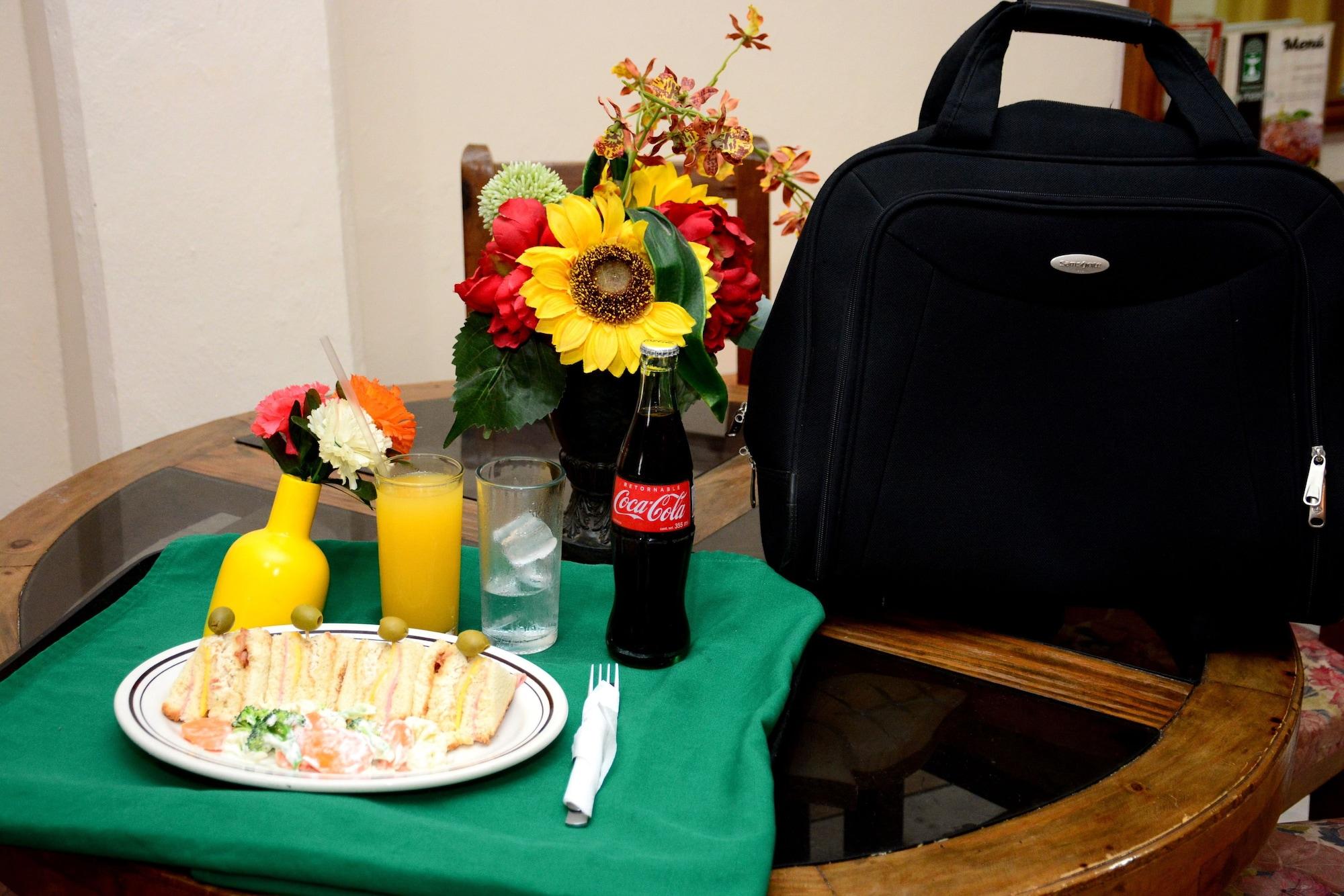 Hotel Las Fuentes Los Mochis Buitenkant foto