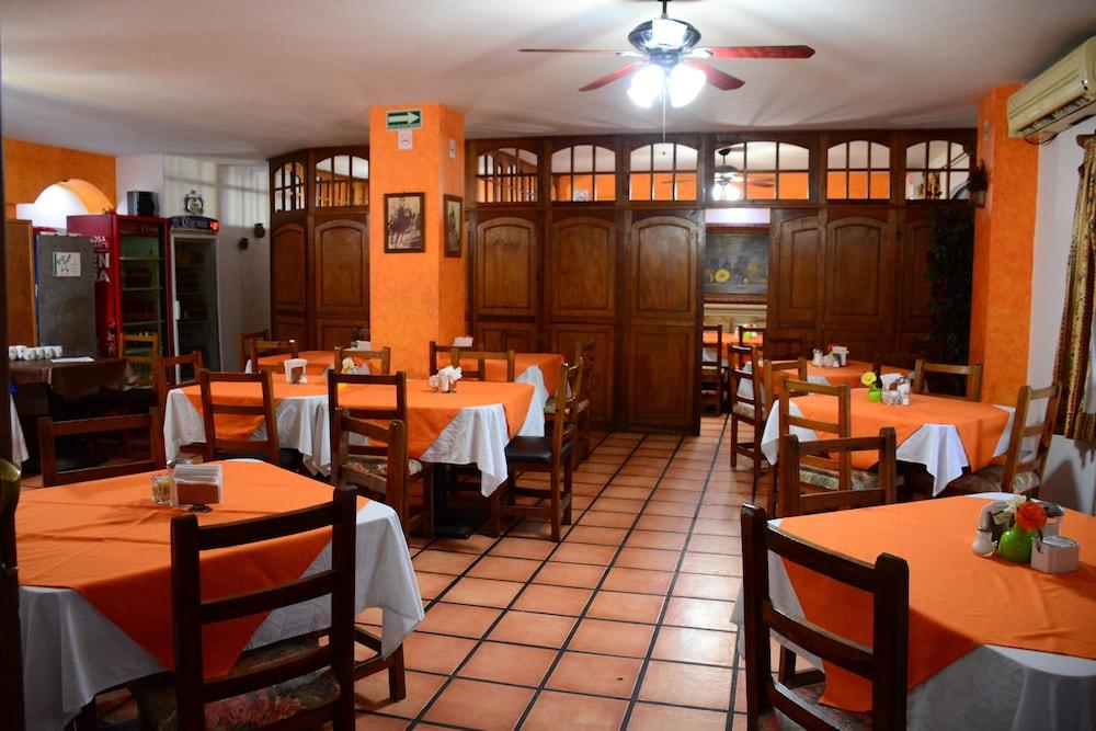 Hotel Las Fuentes Los Mochis Buitenkant foto